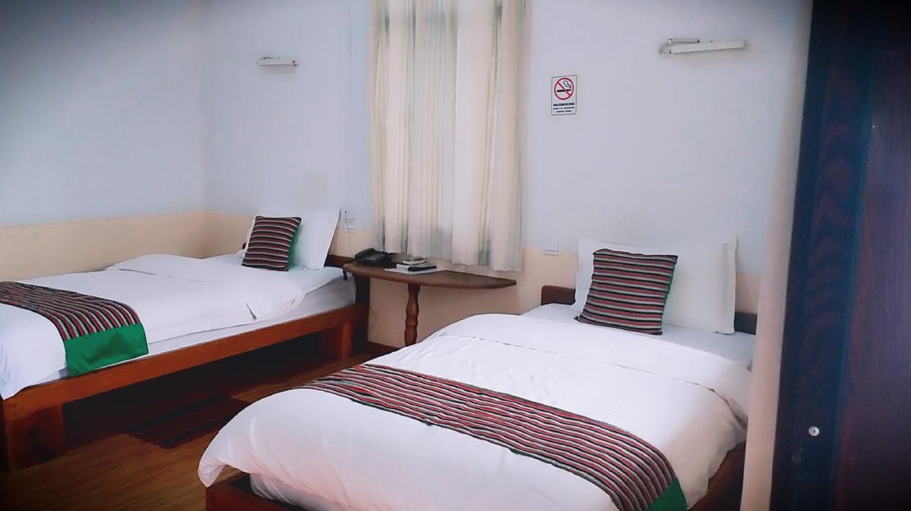 Wun Tawp Garden Hotel Myitkyinā Kültér fotó